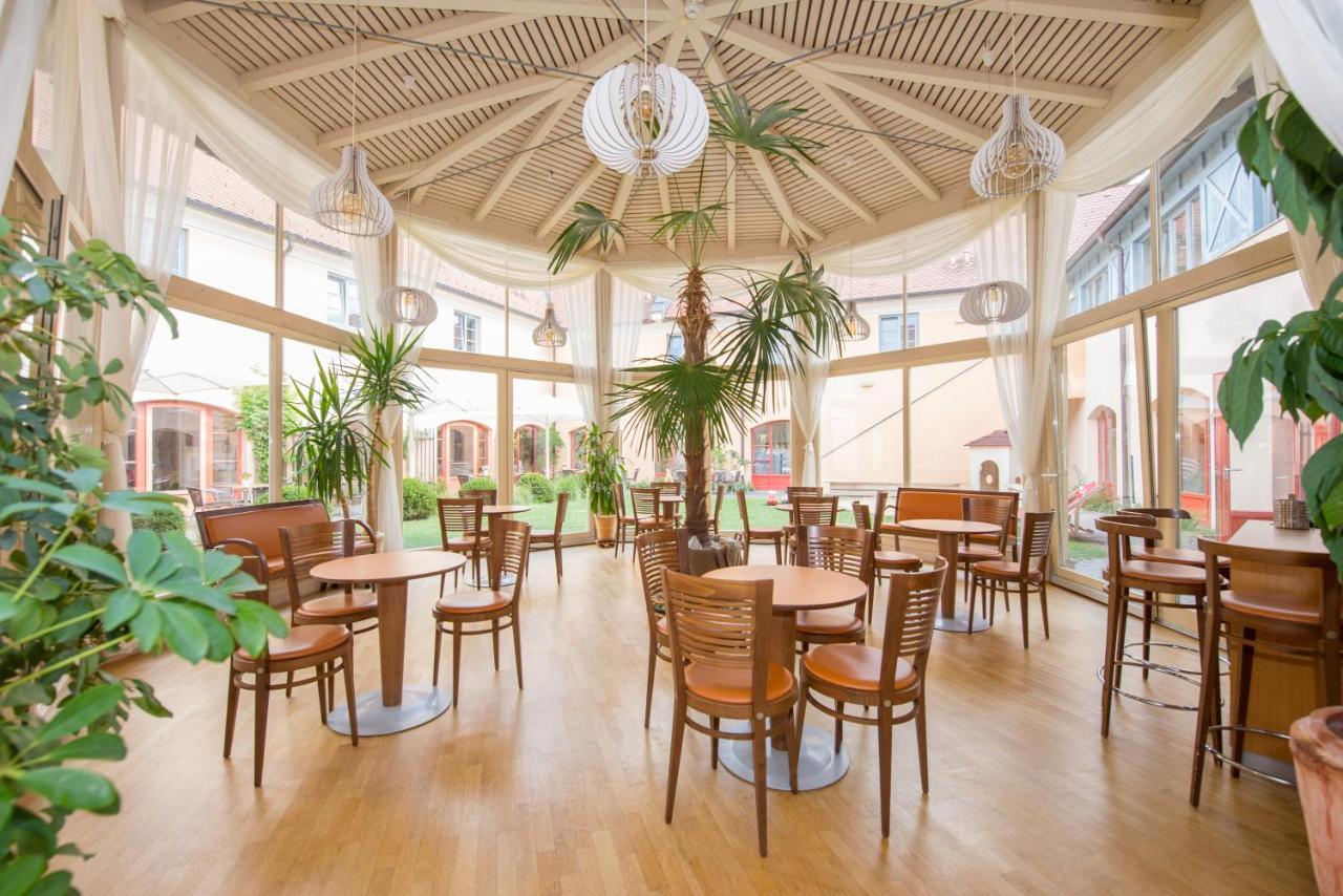 Jufa Hotel Poellau - Bio Landerlebnis المظهر الخارجي الصورة