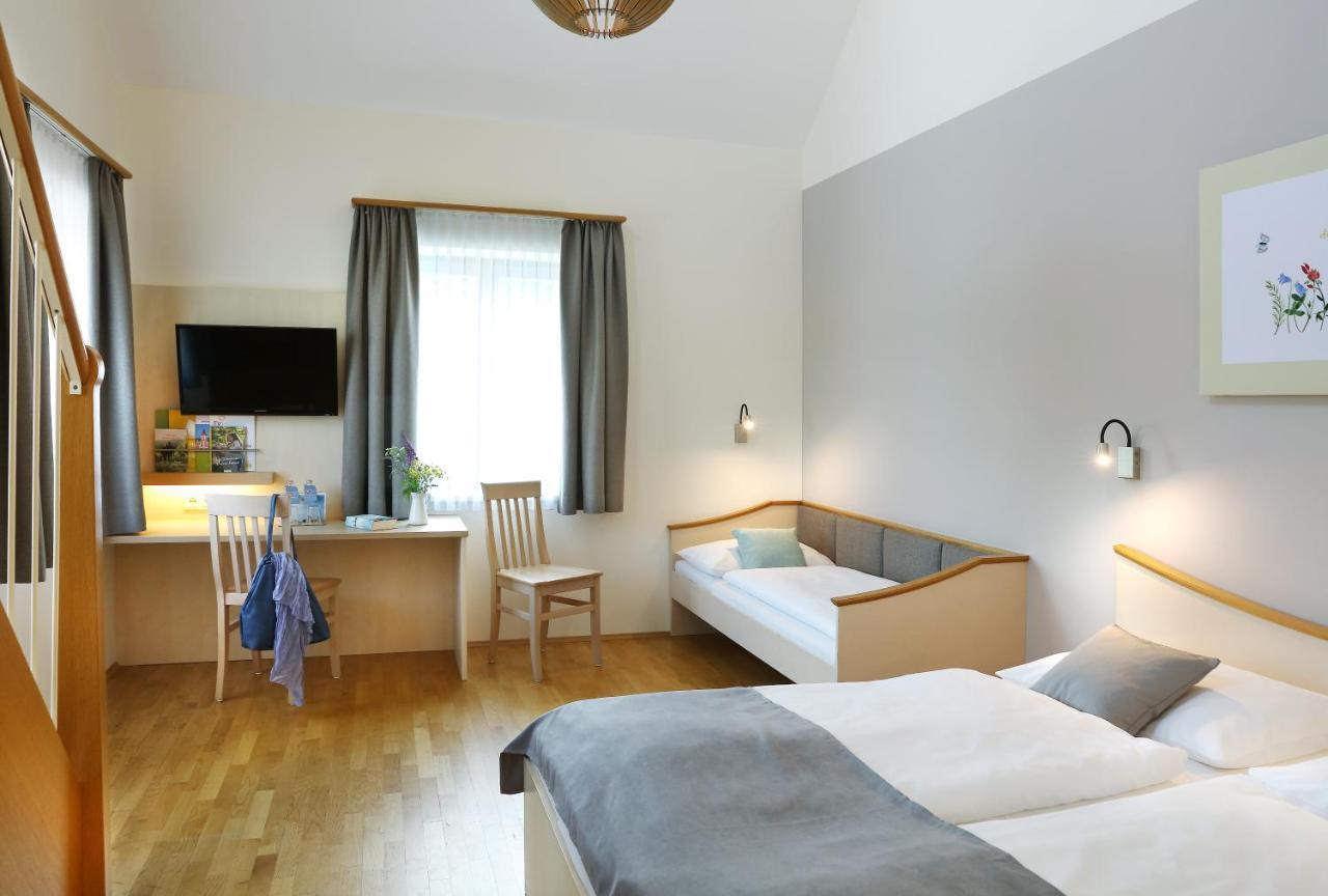 Jufa Hotel Poellau - Bio Landerlebnis المظهر الخارجي الصورة