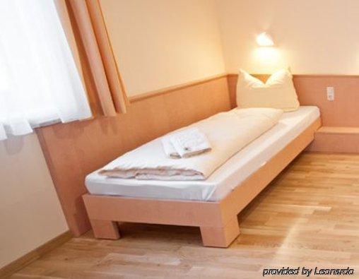 Jufa Hotel Poellau - Bio Landerlebnis الغرفة الصورة