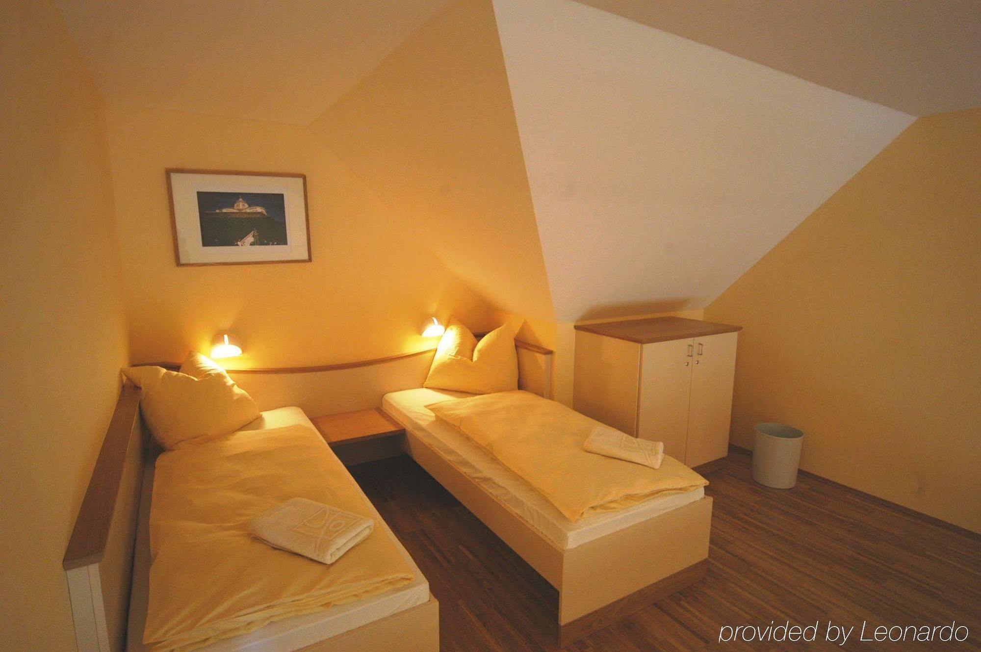 Jufa Hotel Poellau - Bio Landerlebnis الغرفة الصورة